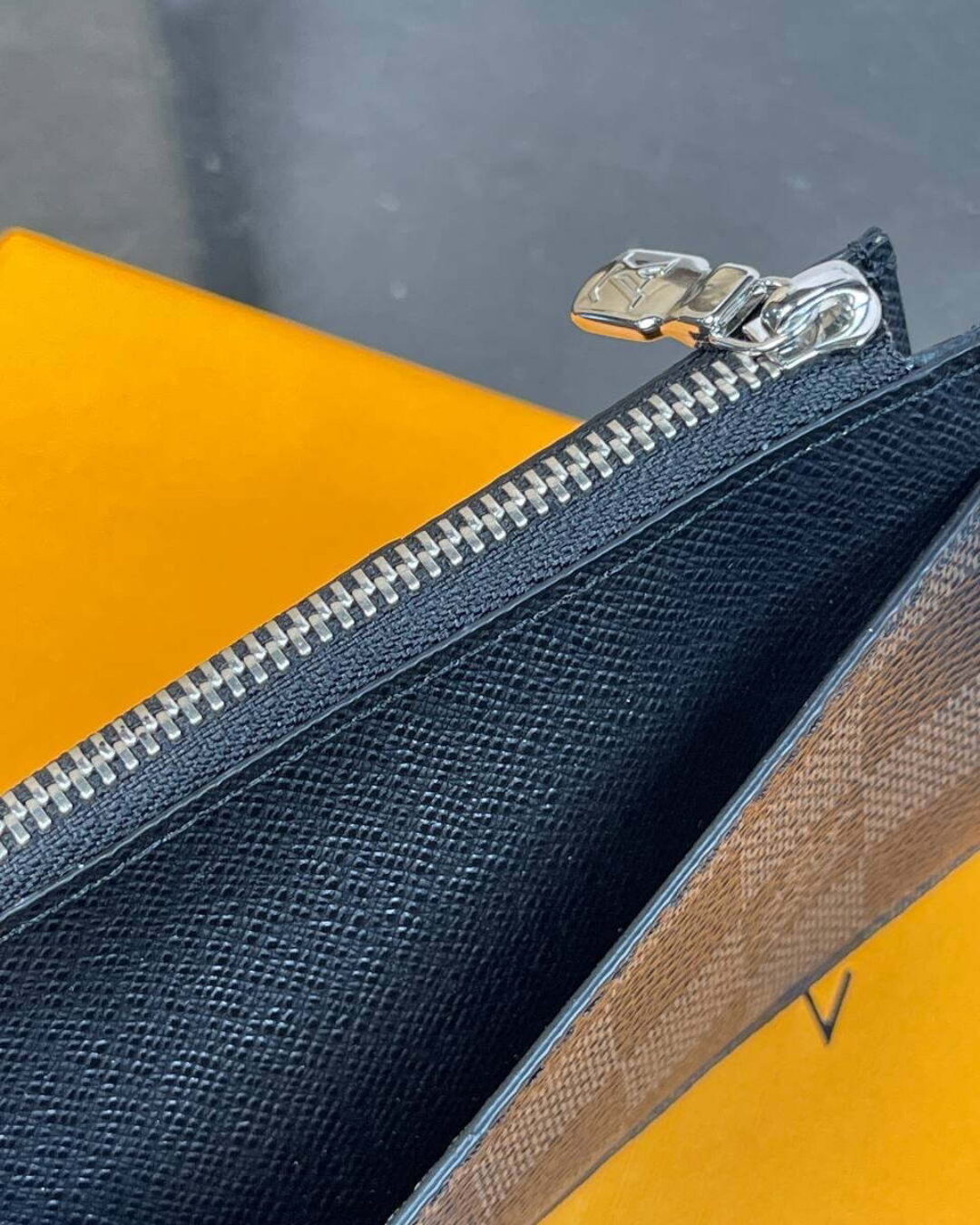 Картхолдер Louis Vuitton — изображение 8