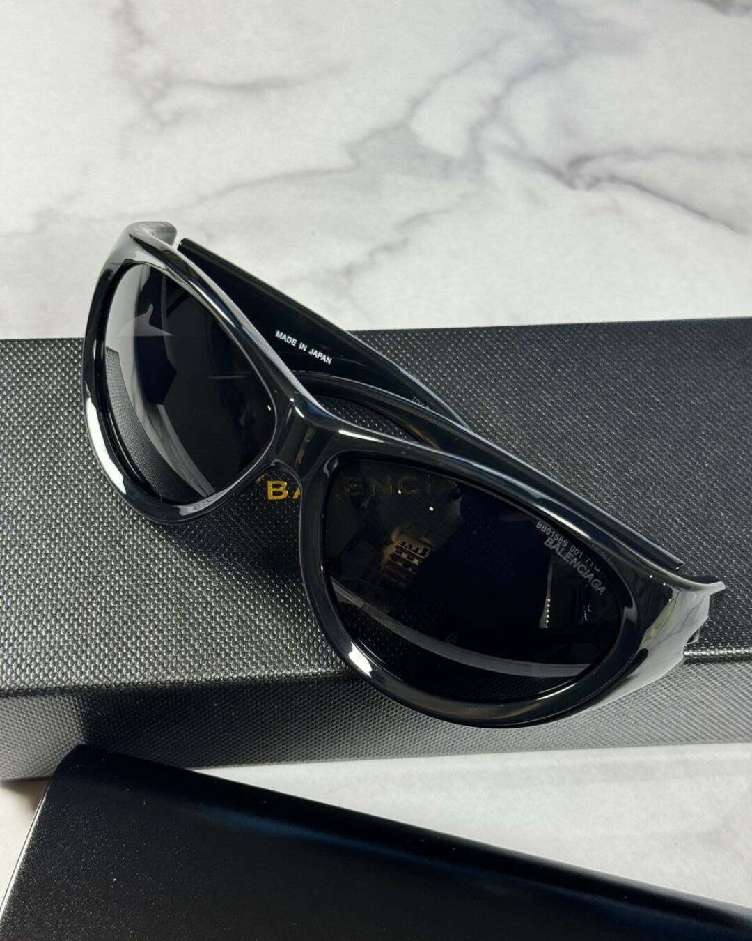 Очки Balenciaga — изображение 9