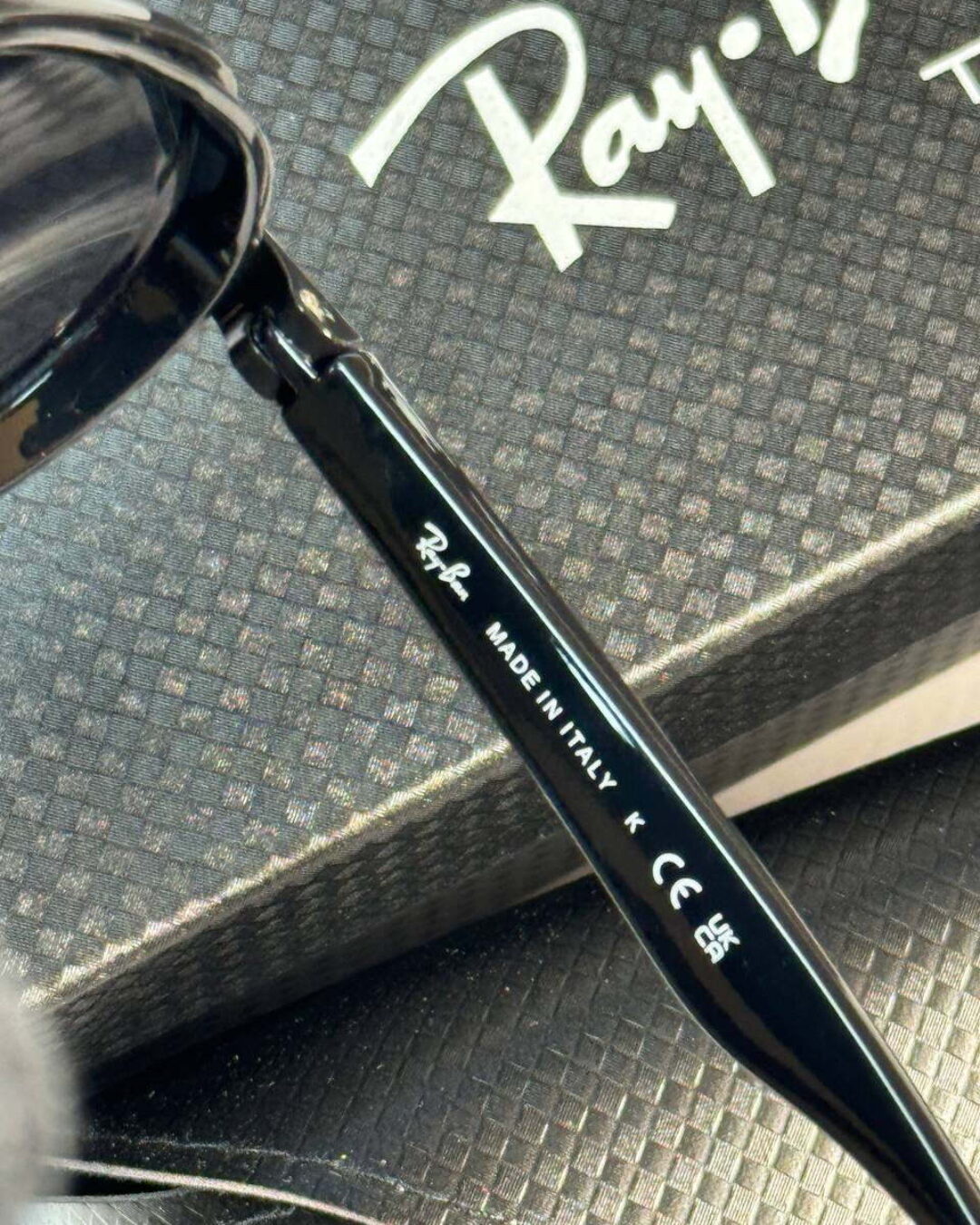 Очки Ray Ban x Ferrari — изображение 4