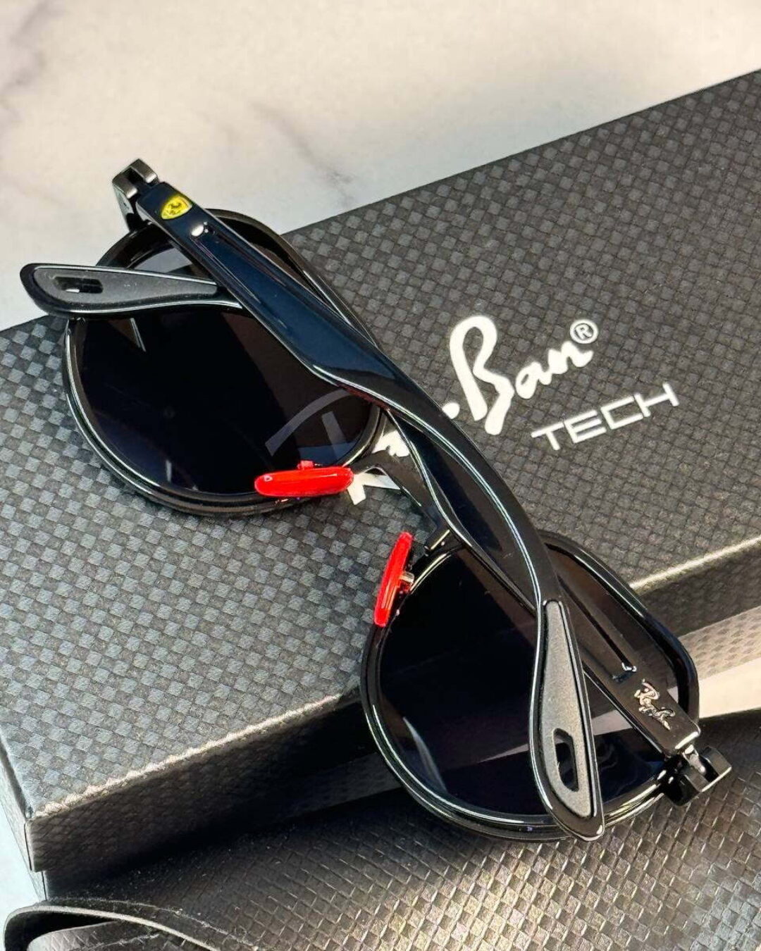 Очки Ray Ban x Ferrari — изображение 7