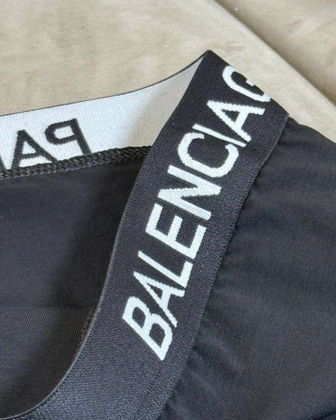 Трусы Balenciaga — изображение 4