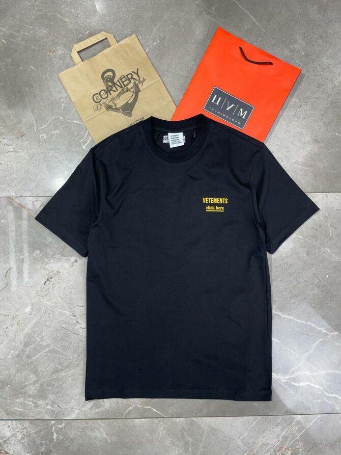 Футболка Vetements