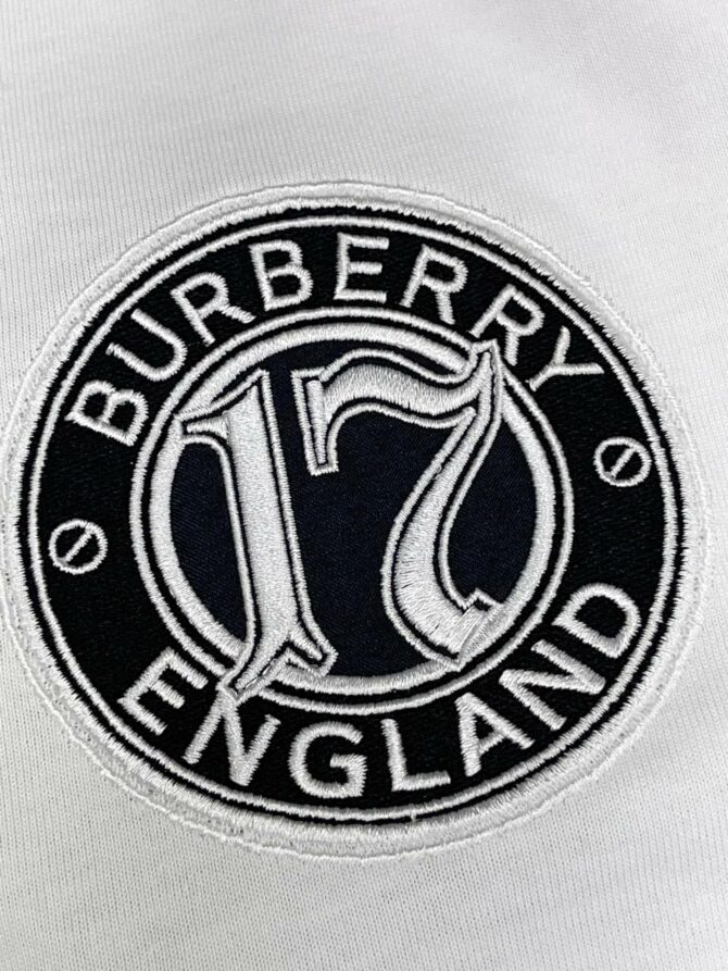 Футболка Burberry — изображение 9