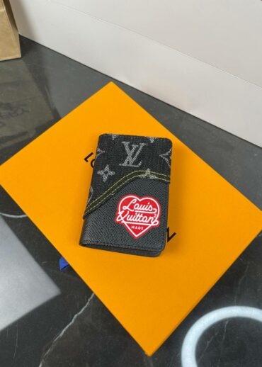Картхолдер Louis Vuitton