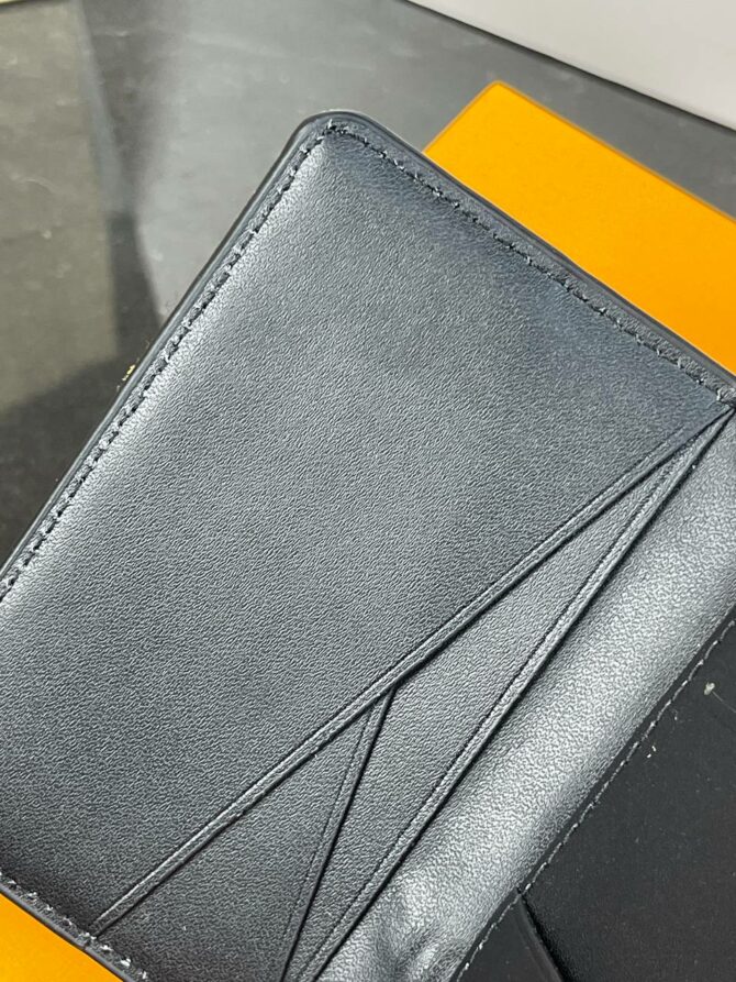 Картхолдер Louis Vuitton — изображение 7