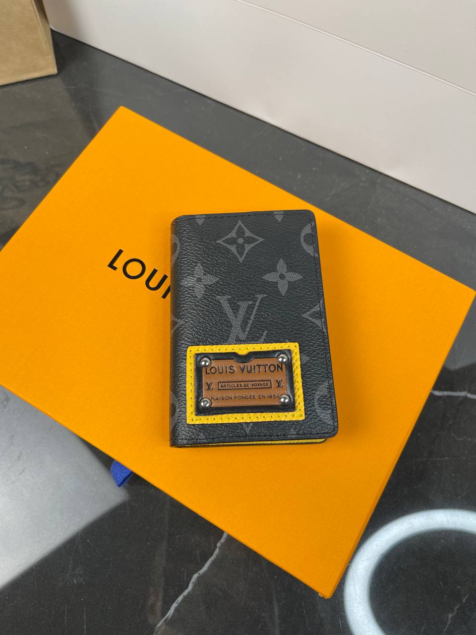 Картхолдер Louis Vuitton — фото 1