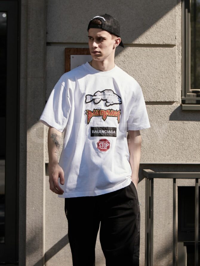 Футболка Balenciaga