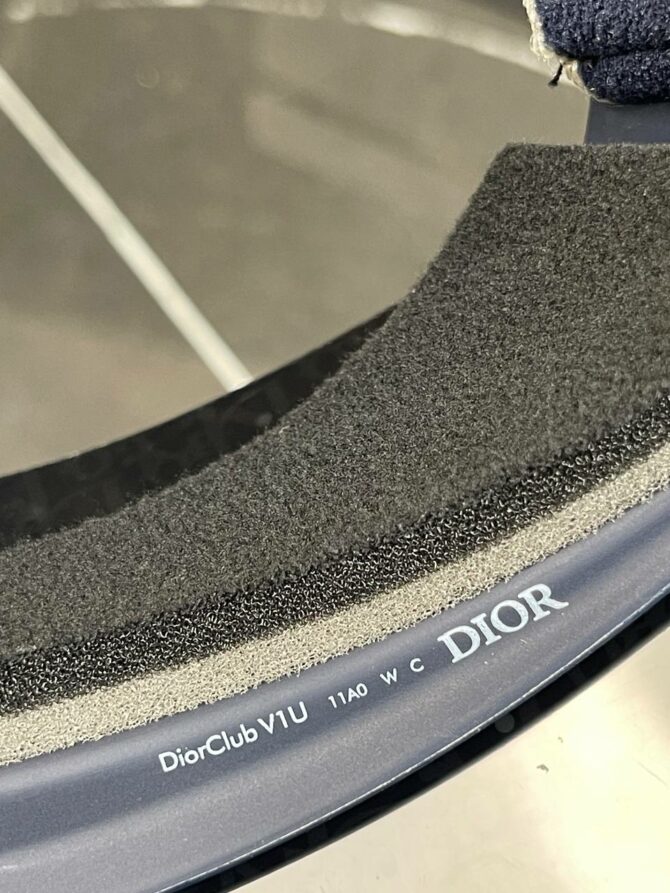 Солнцезащитный козырек Dior — изображение 4