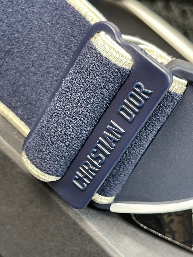 Солнцезащитный козырек Dior — изображение 5