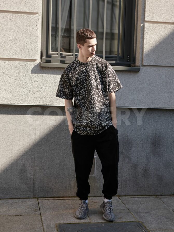 Футболка Balenciaga — изображение 7