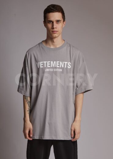 Футболка Vetements Logo