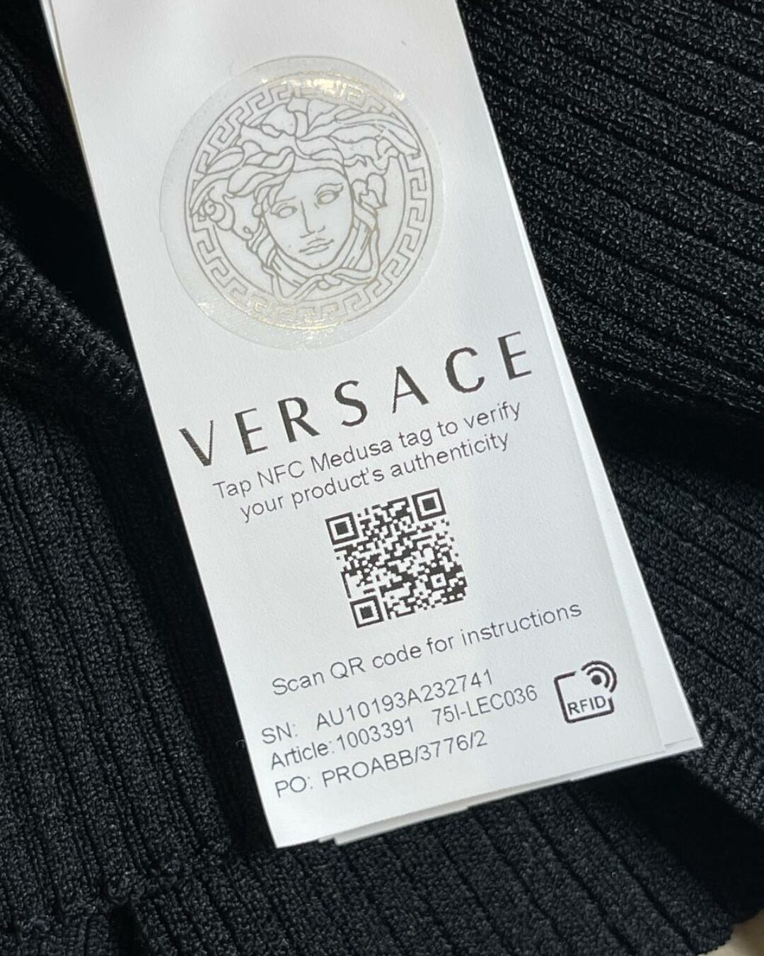 Топ Versace — изображение 9