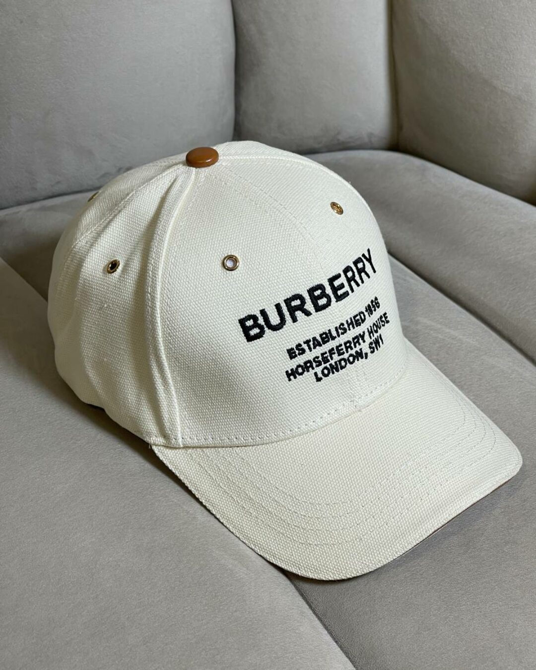 Кепка Burberry — изображение 3
