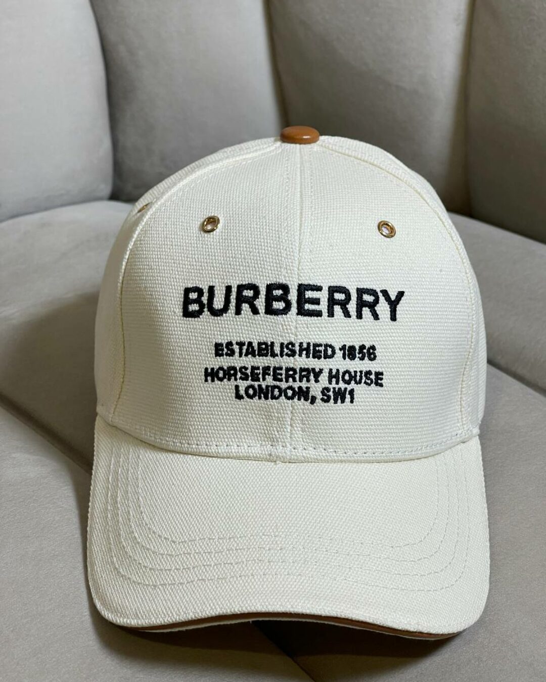Кепка Burberry — изображение 2