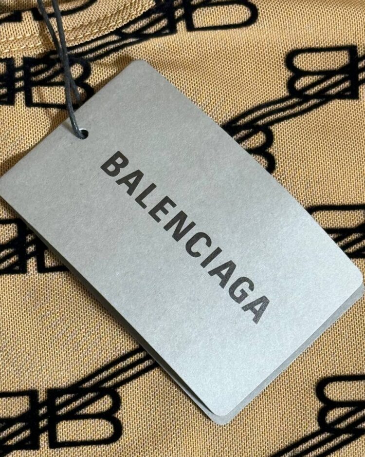 Кофта Balenciaga — фото 6
