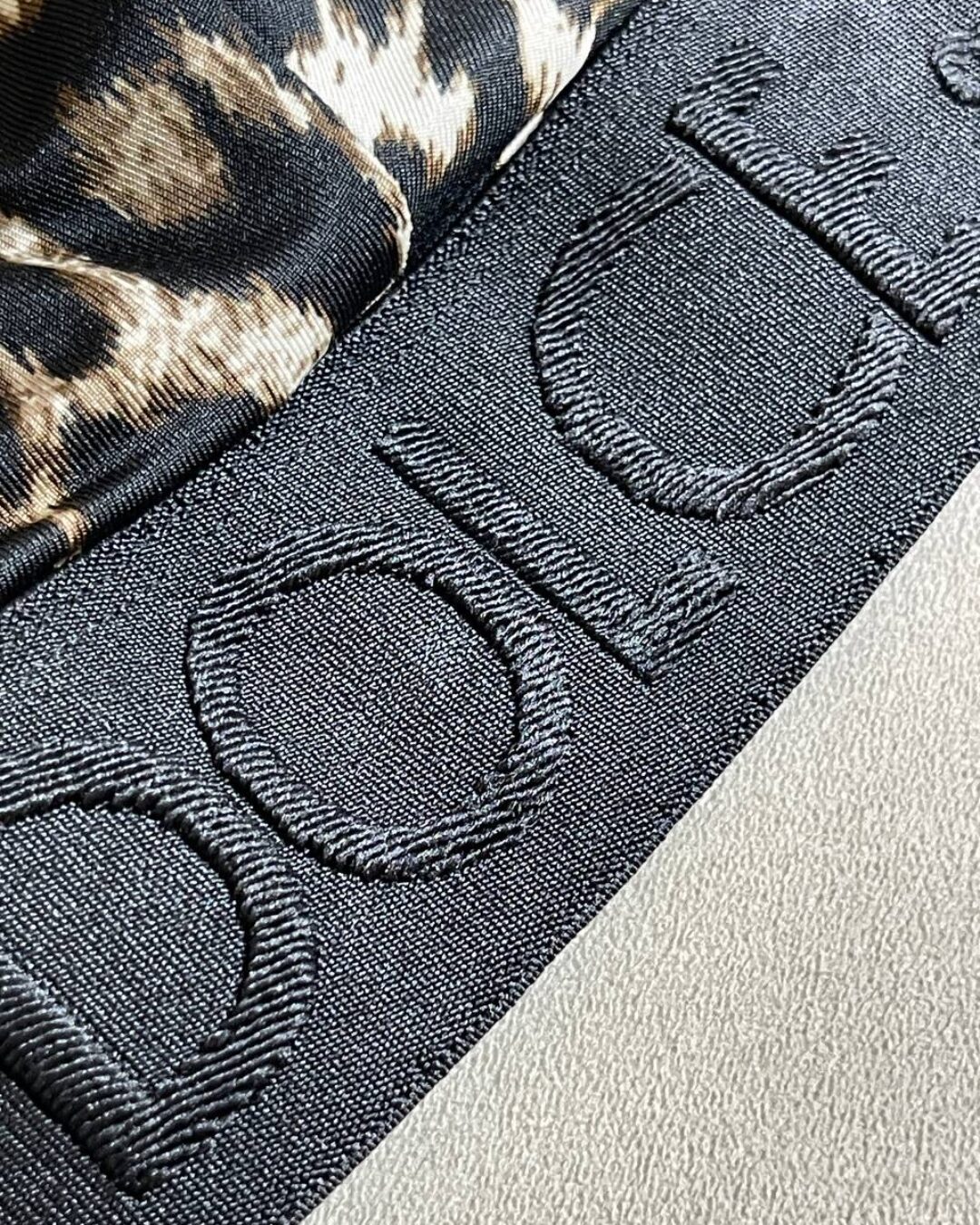 Топ Dolce & Gabbana — изображение 10