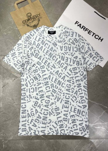 Футболка Balenciaga