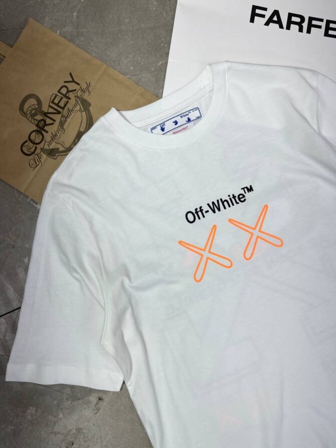 Футболка Off White x Kaws — изображение 3