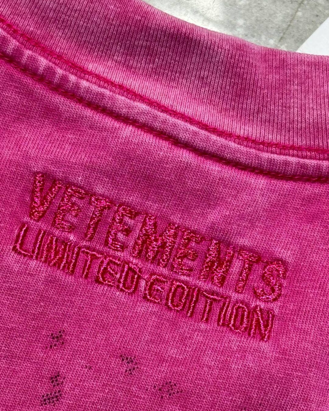 Футболка Vetements — изображение 9