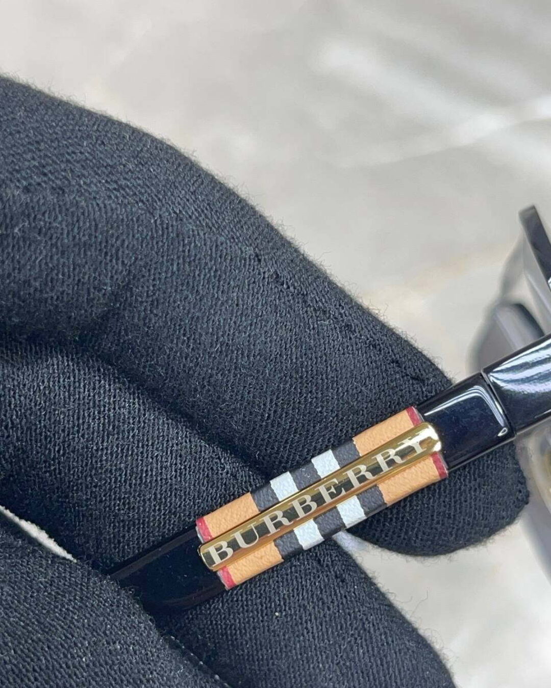 Очки Burberry — изображение 5