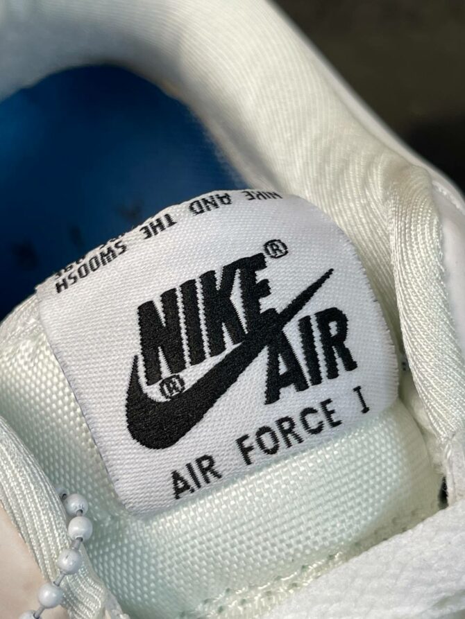 Кроссовки Nike Air Force 1 Low LX UV Reactive — изображение 6