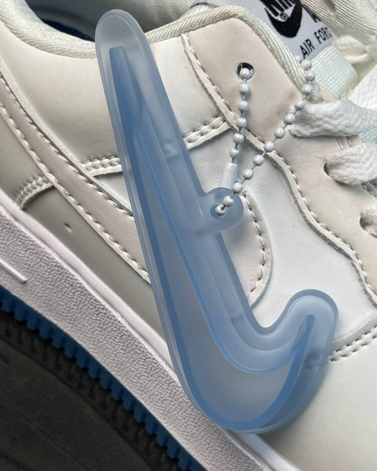 Кроссовки Nike Air Force 1 Low LX UV Reactive — фото 8