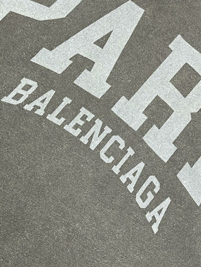 Футболка Balenciaga — изображение 6