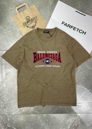 Футболка Balenciaga