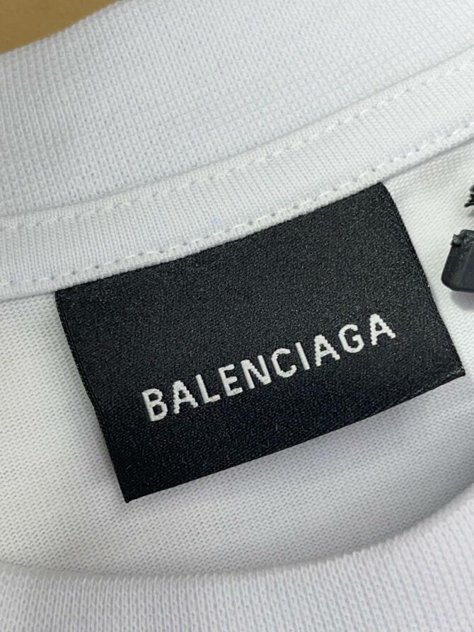 Футболка Balenciaga — изображение 5