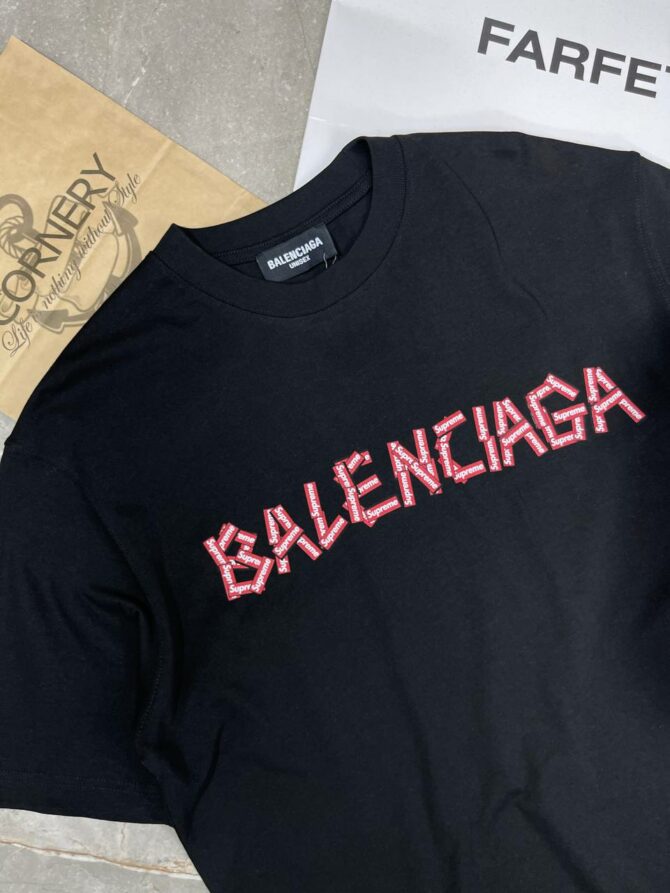 Футболка Balenciaga x Supreme — изображение 3
