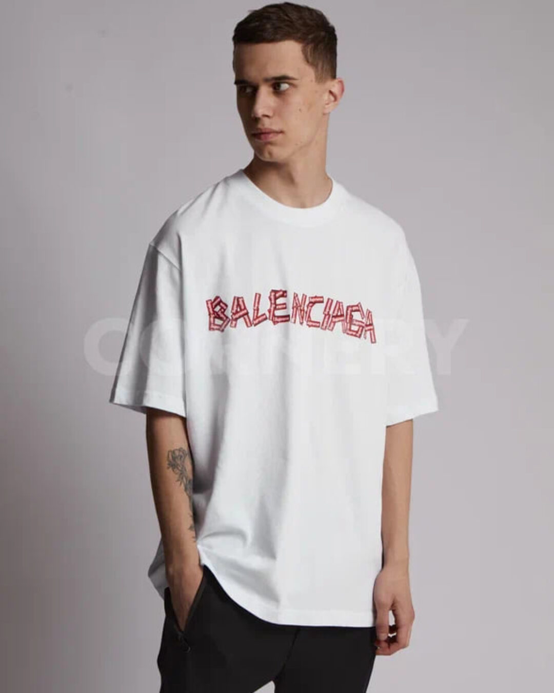 Футболка Balenciaga x Supreme — изображение 3