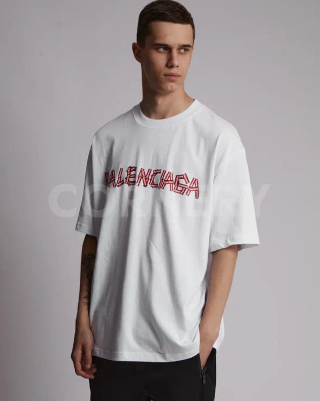 Футболка Balenciaga x Supreme — изображение 5