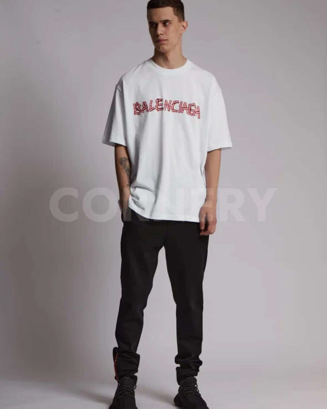 Футболка Balenciaga x Supreme — изображение 7