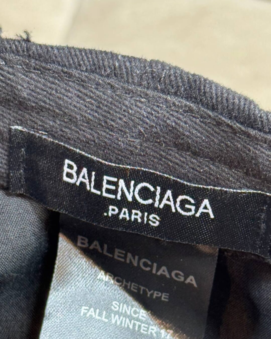 Кепка Balenciaga — изображение 9