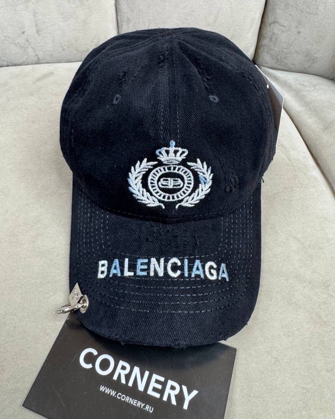 Кепка Balenciaga — изображение 2