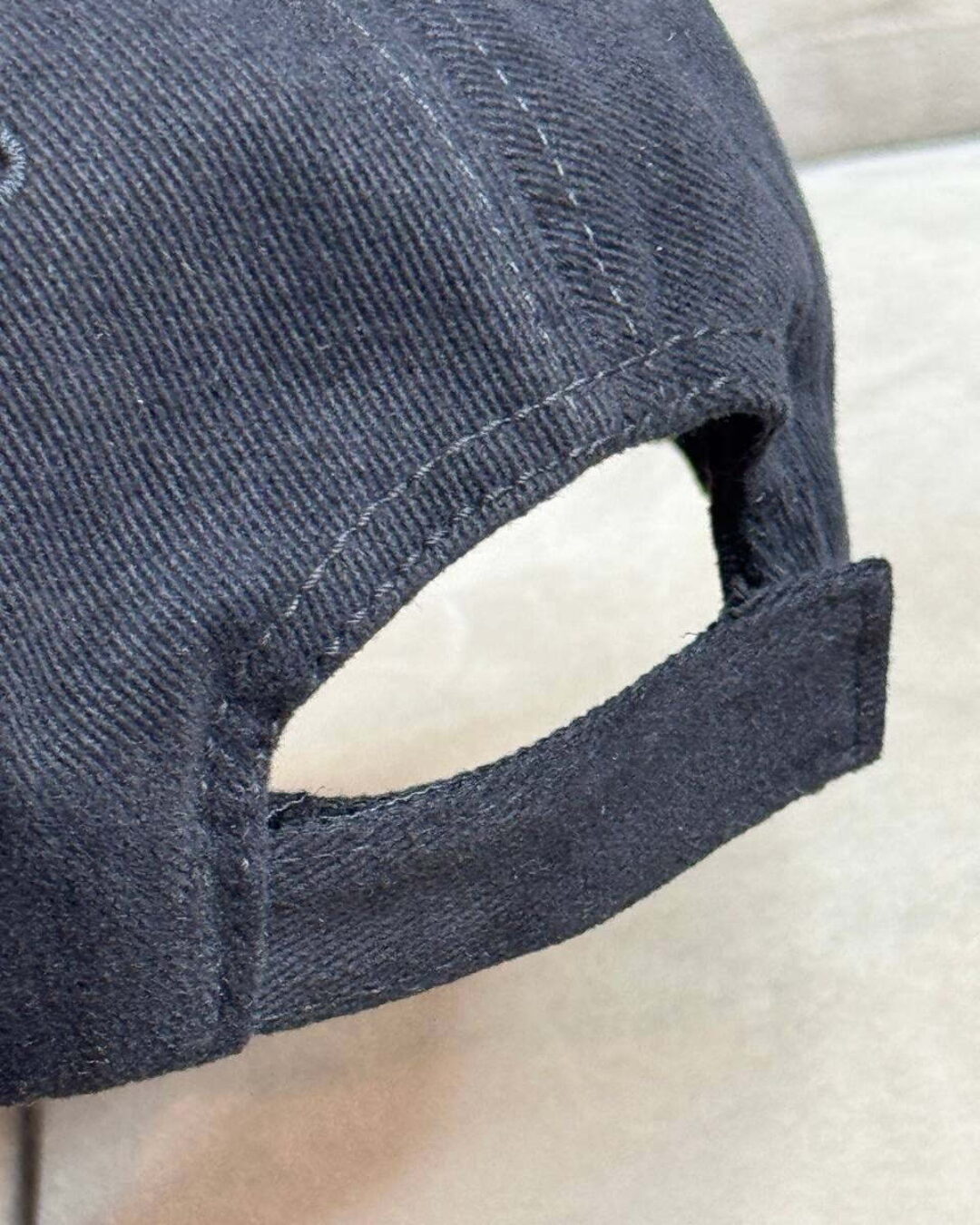 Кепка Balenciaga — изображение 6