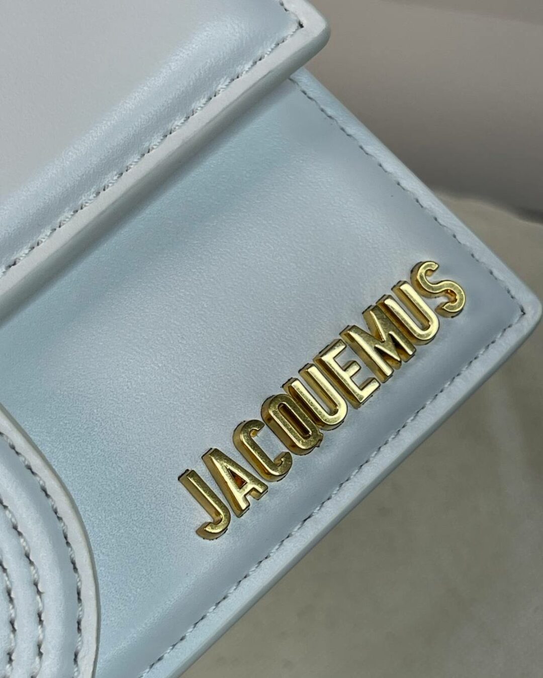 Сумка Jacquemus Le Grand Bambino — изображение 6