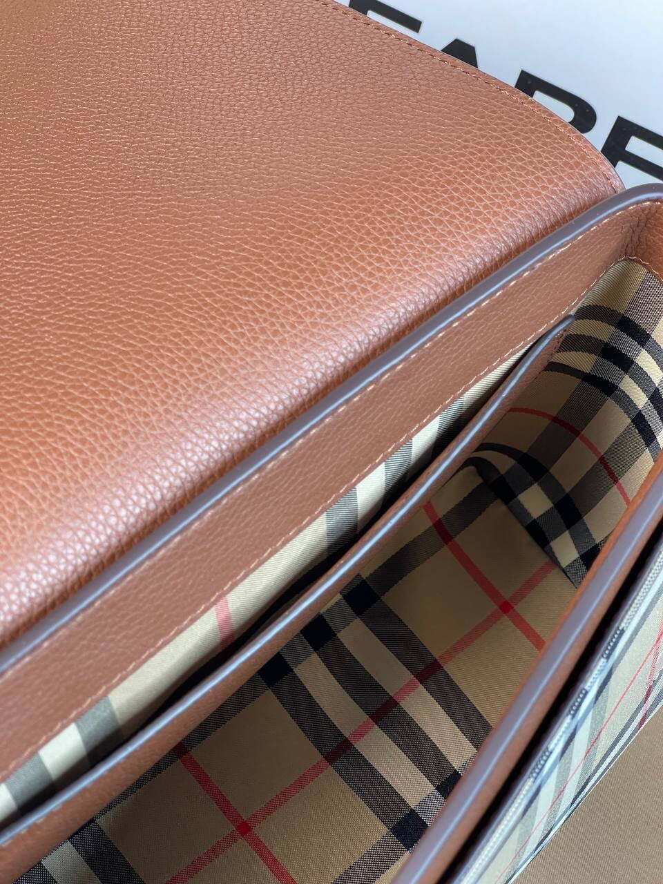 Сумка Burberry — фото 10