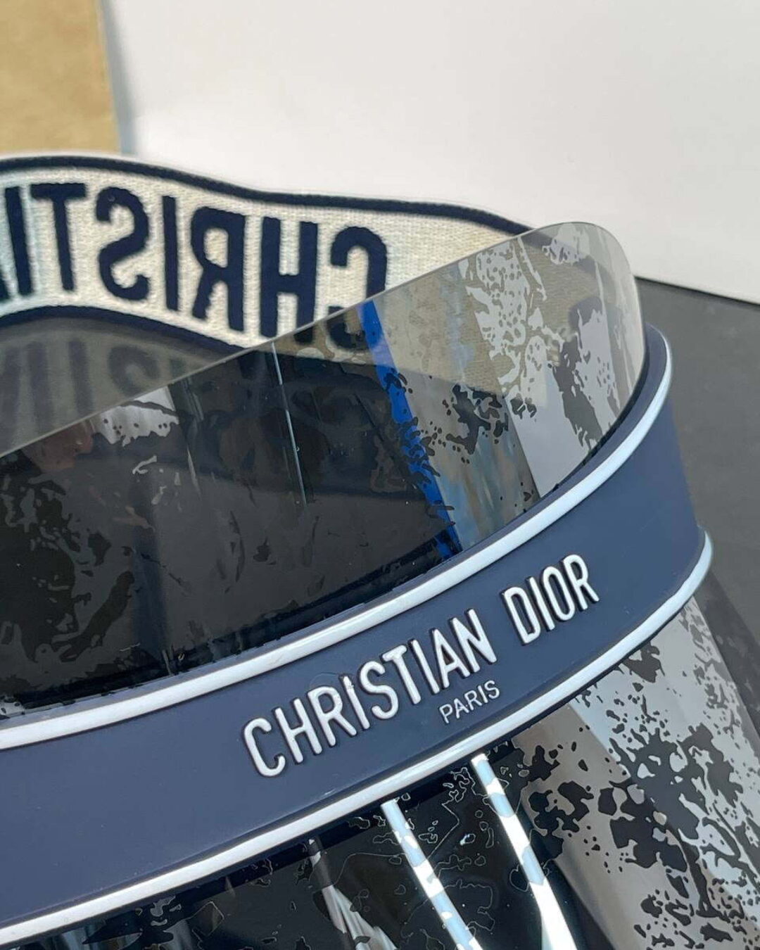 Солнцезащитный козырек Dior — изображение 4