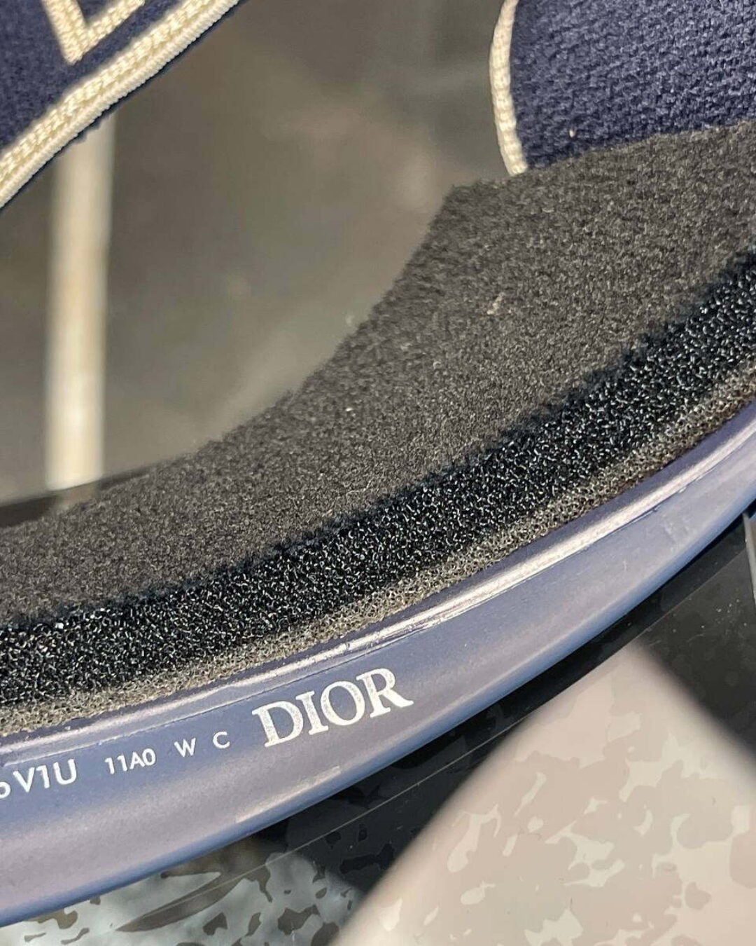 Солнцезащитный козырек Dior — изображение 6