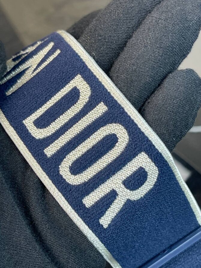 Солнцезащитный козырек Dior — изображение 7