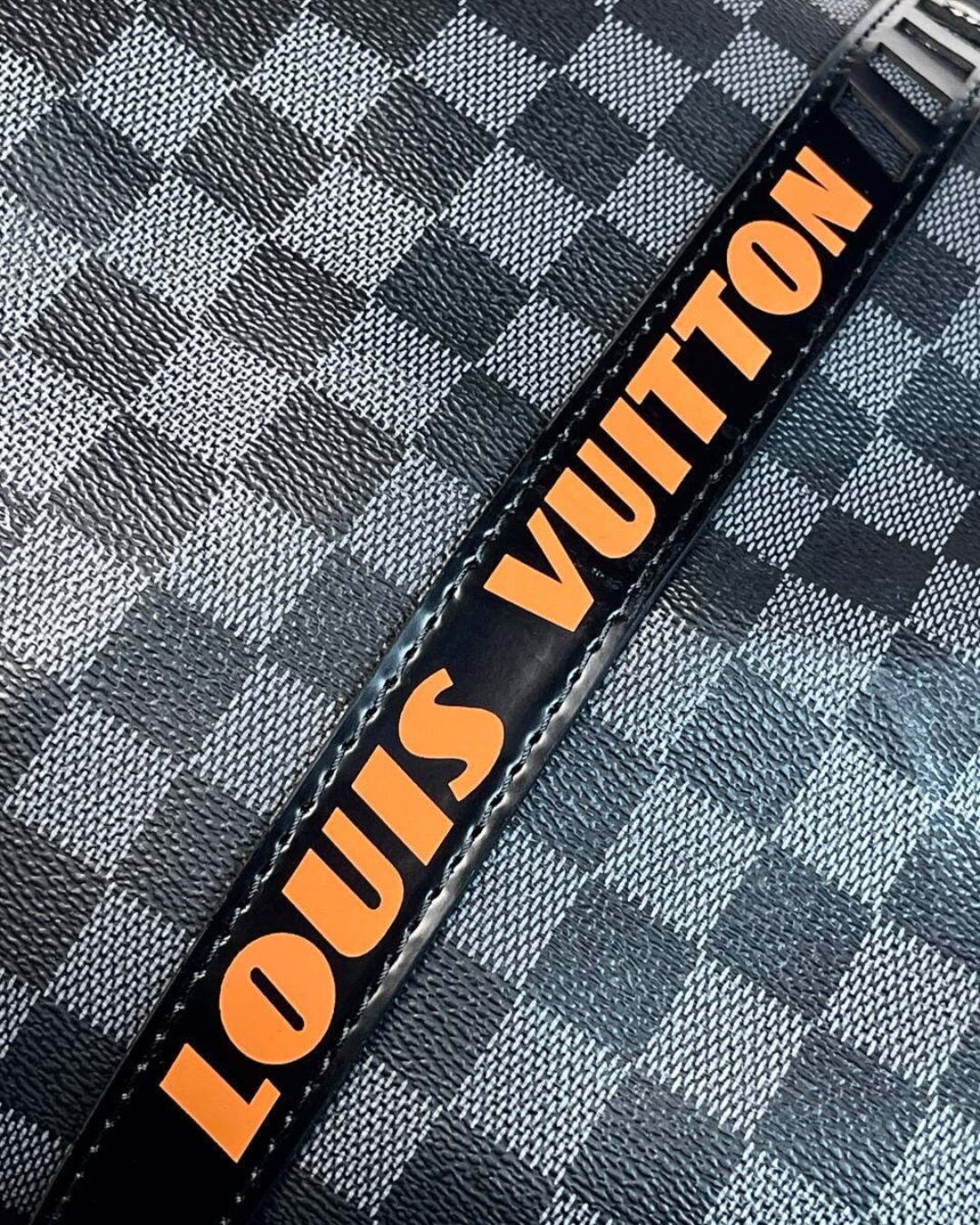 Дорожная сумка Louis Vuitton Keepall — изображение 6