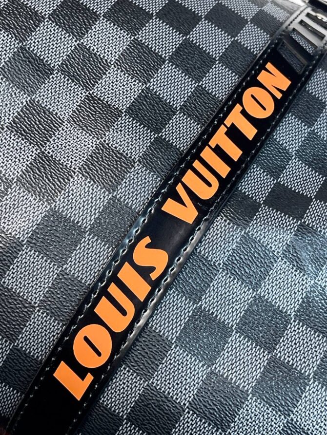 Дорожная сумка Louis Vuitton Keepall — изображение 6
