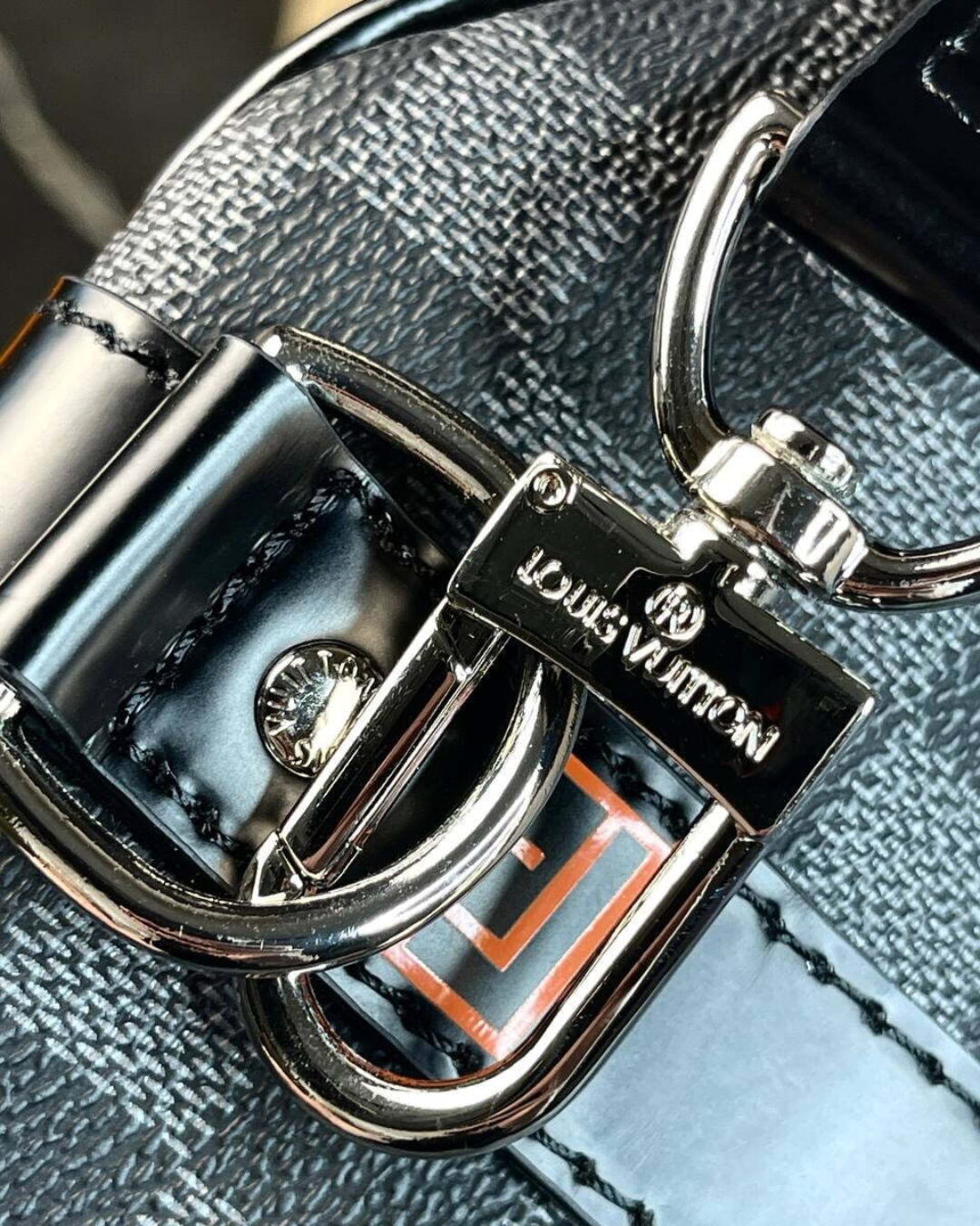 Дорожная сумка Louis Vuitton Keepall — изображение 8