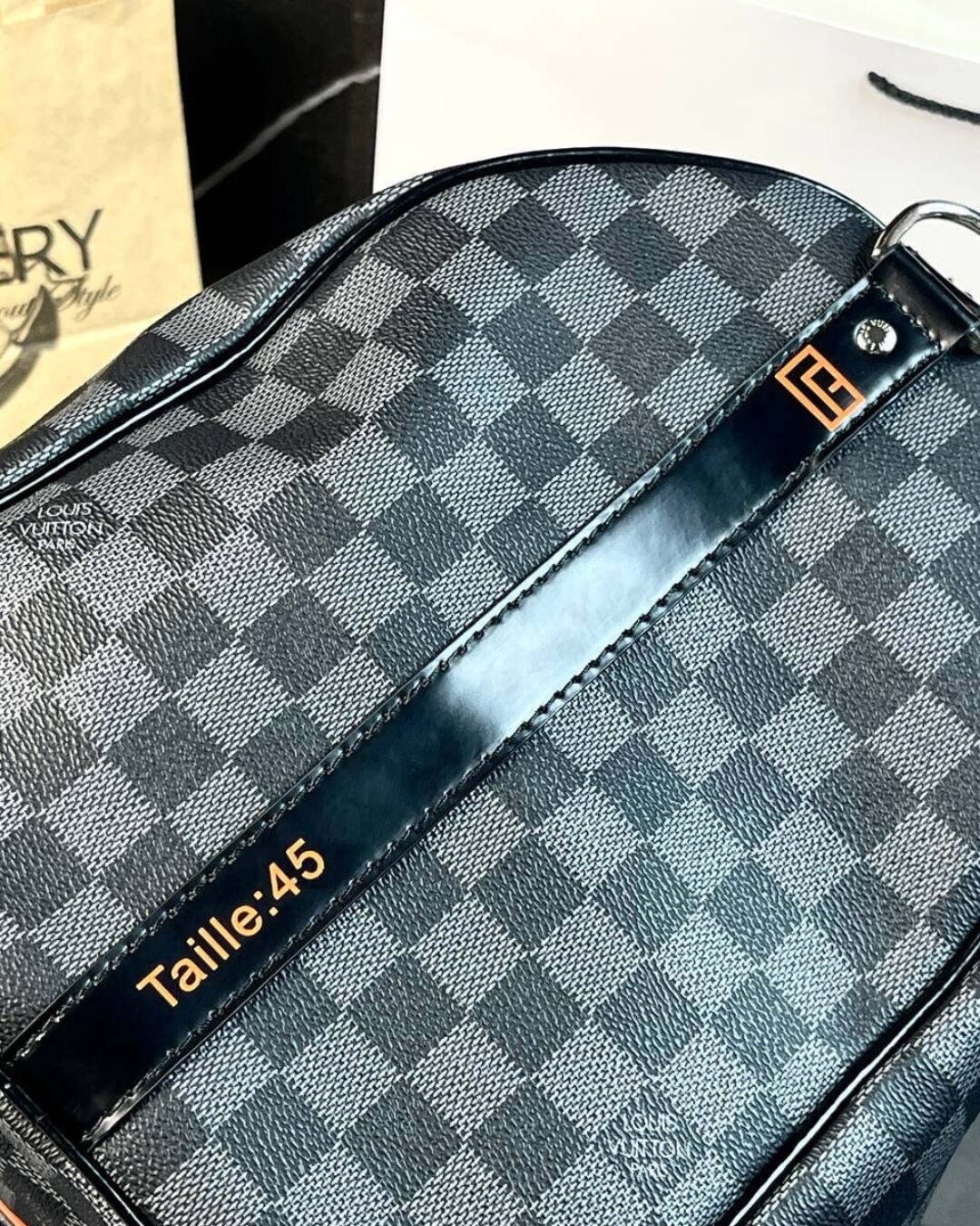 Дорожная сумка Louis Vuitton Keepall — изображение 9