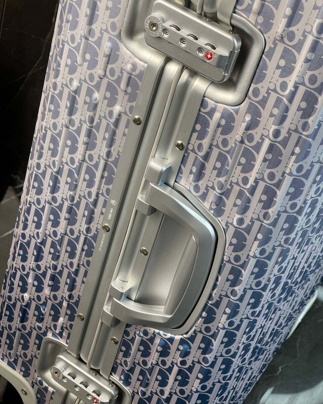 Чемодан Dior Rimowa (Medium) — изображение 3