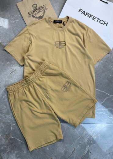 Костюм Balenciaga