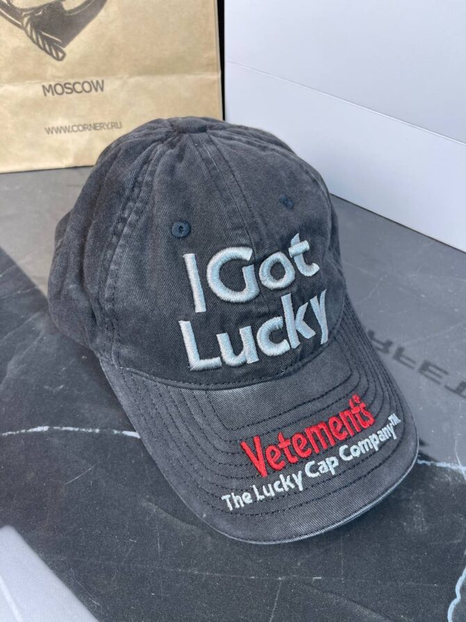 Кепка Vetements — изображение 3