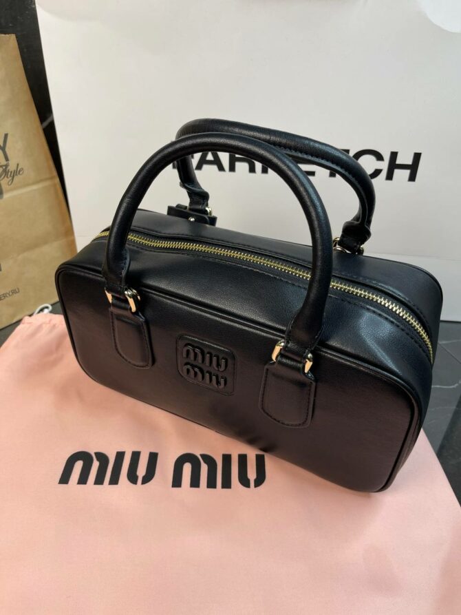 Сумка Miu Miu Leather Trunk