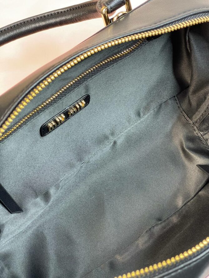 Сумка Miu Miu Leather Trunk — изображение 7
